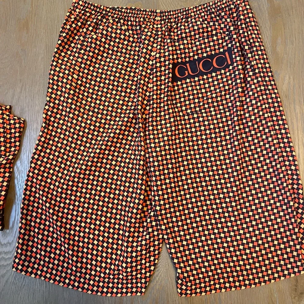 Gucci Red and Blue silk Shorts with houndstooth Pattern